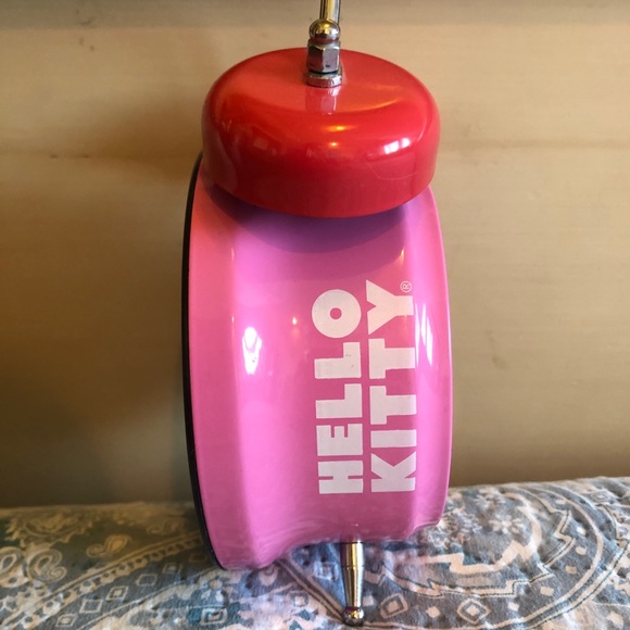 Hello kitty clock (HOST PICK) - Picture 4 of 9